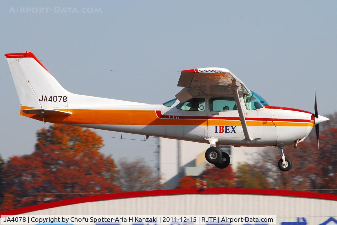 JA4078, 1989 Cessna 172P C/N 17275633, NikonD200+TAMRON AF 200-500mm F/5-6.3 LD IF
