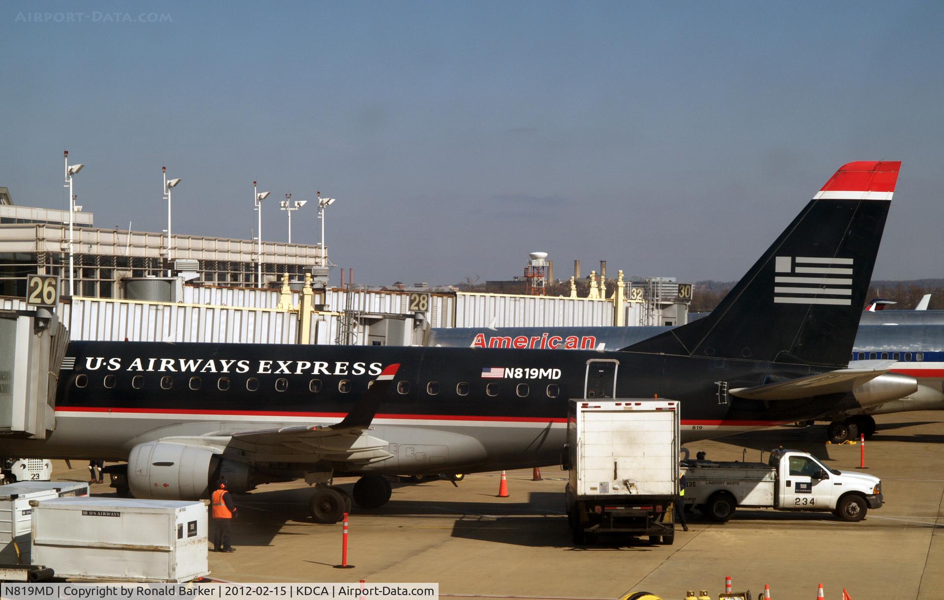 N819MD, 2004 Embraer 170SU (ERJ-170-100SU) C/N 17000040, DCA, VA