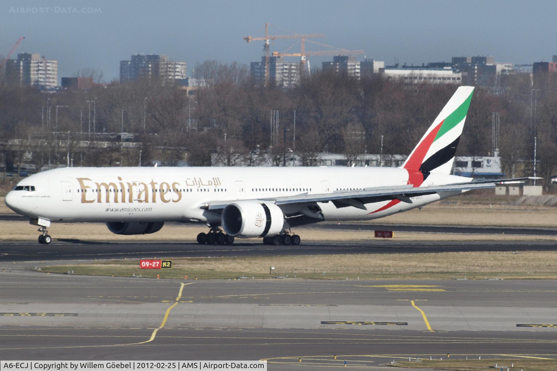 A6-ECJ, 2008 Boeing 777-31H/ER C/N 35583, Arrival on Schiphol Airport on runway 27