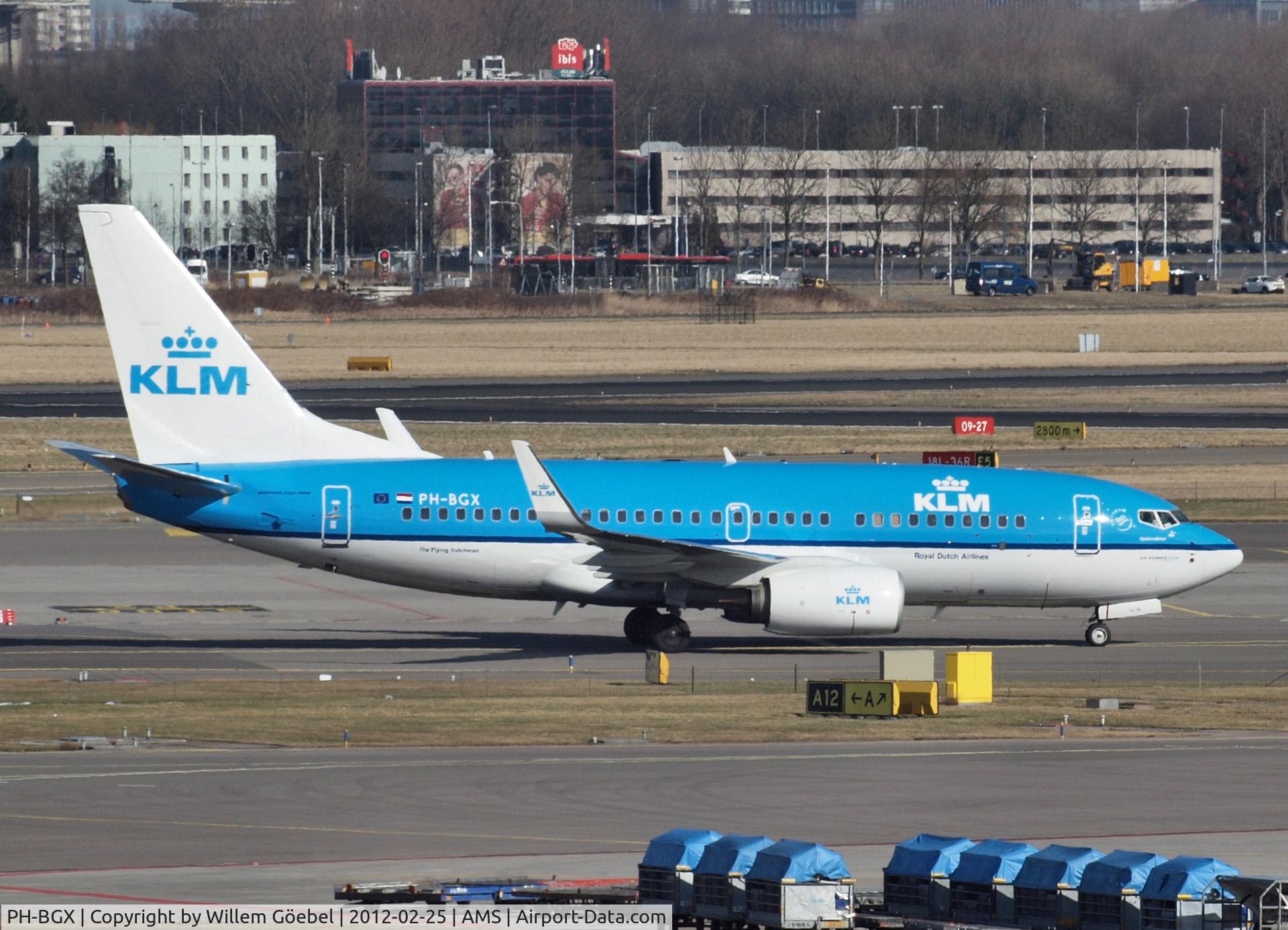 PH-BGX, 2011 Boeing 737-7K2 C/N 38635, Taxi to the gate of Schiphol Airport