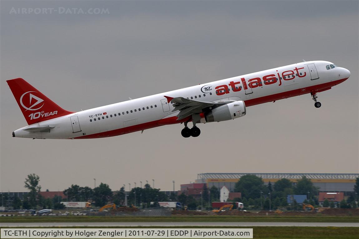 TC-ETH, 1999 Airbus A321-231 C/N 968, Take-off on rwy 26R......