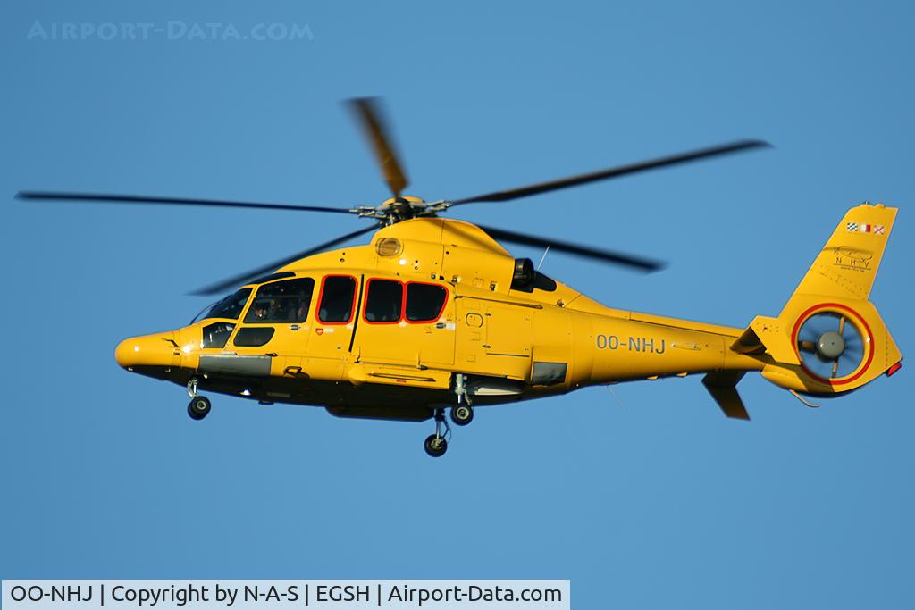 OO-NHJ, 2009 Eurocopter EC-155B-1 C/N 6842, Circuit training
