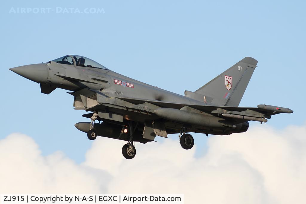 ZJ915, 2005 Eurofighter EF-2000 Typhoon FGR4 C/N 0053/BS006, Short final