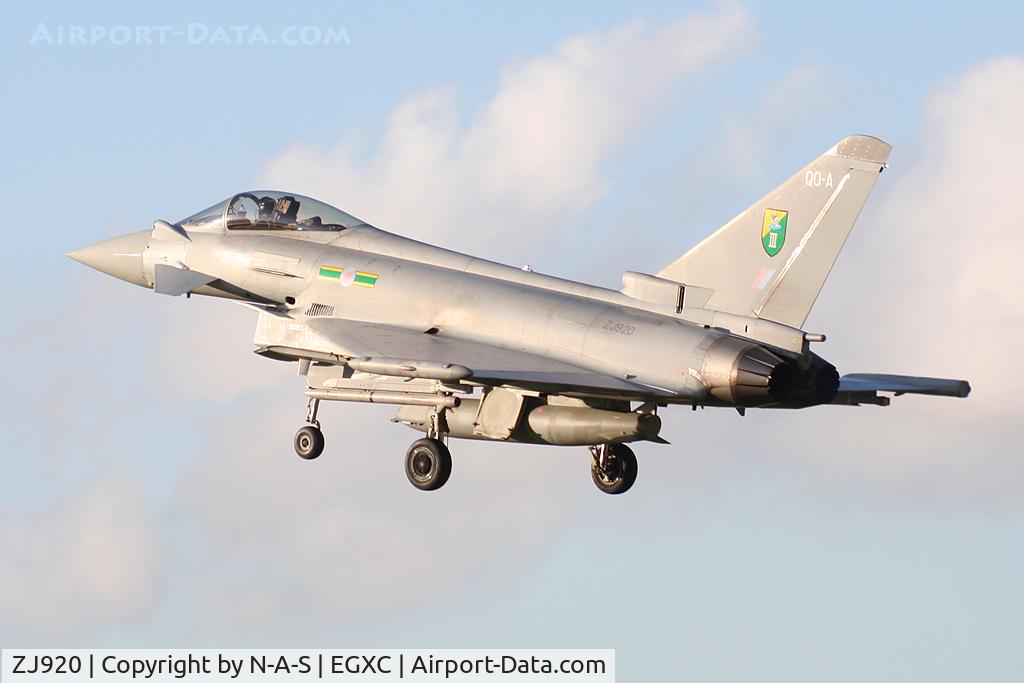 ZJ920, 2005 Eurofighter EF-2000 Typhoon FGR4 C/N 0067/BS011, Short final