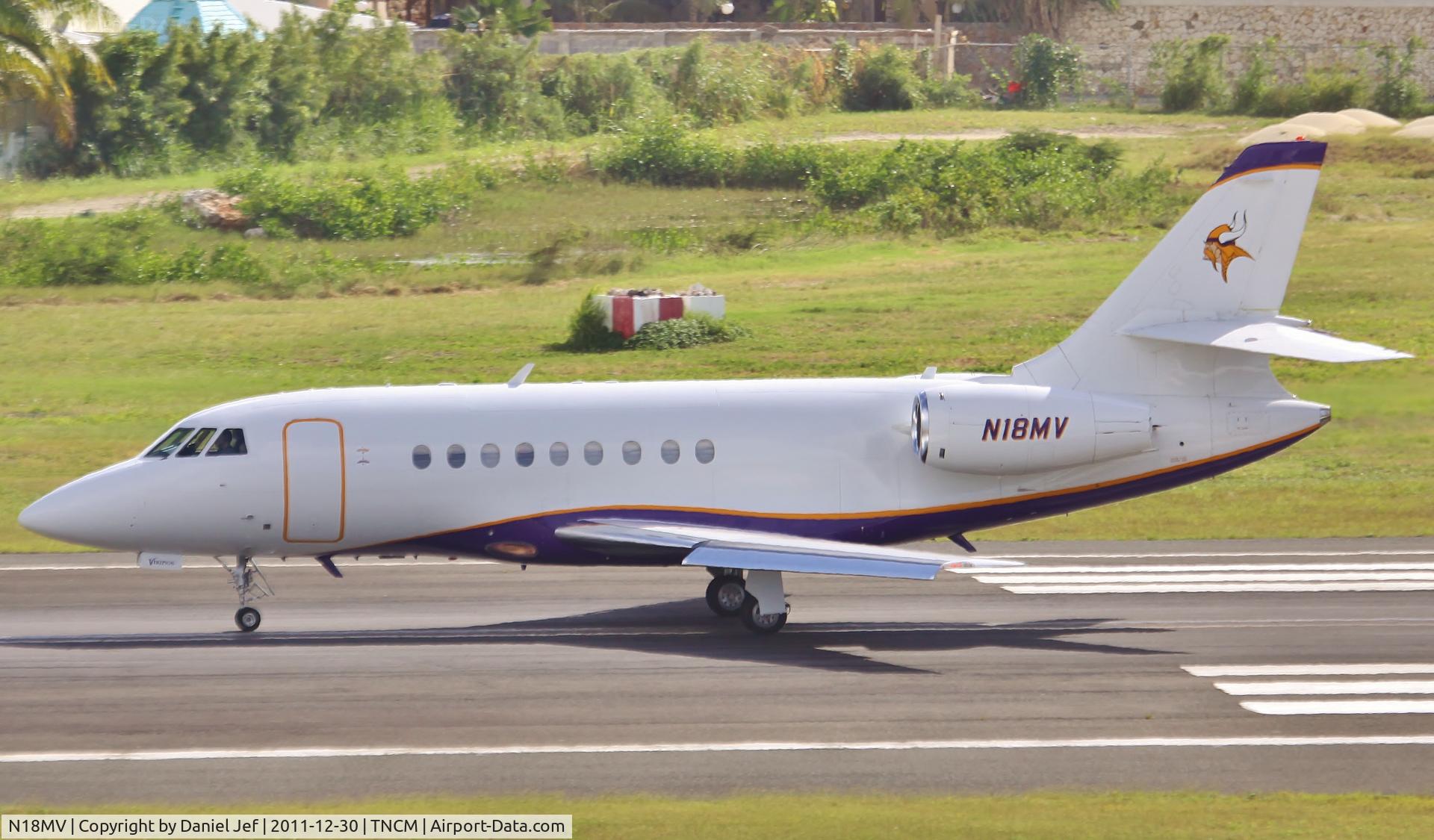 N18MV, 1996 Dassault Falcon 2000 C/N 24, N18MV