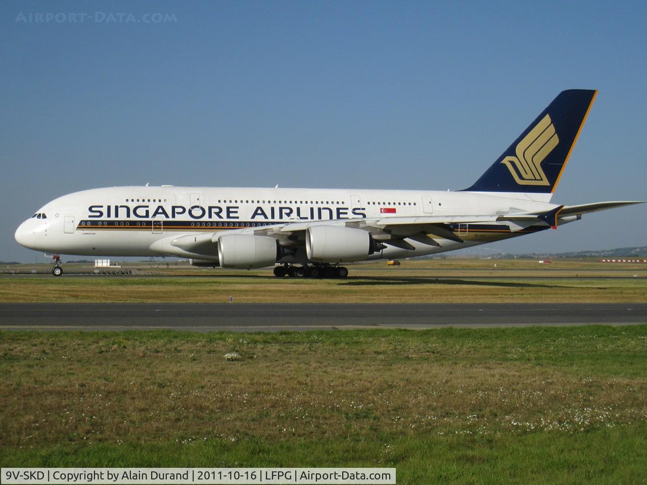 9V-SKD, 2008 Airbus A380-841 C/N 008, Resurecting a rego once allocated to a Boeing 747-312, Kilo-Delta posed for the camera while on Bravo loop as part of the taxy to runway 09R.