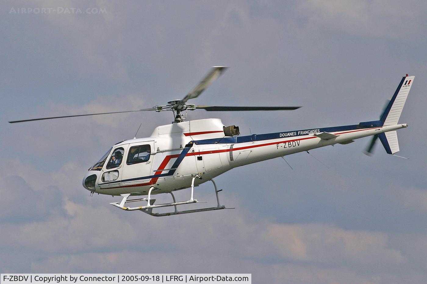 F-ZBDV, Aerospatiale AS-350BA Ecureuil C/N 1157, On patrol.