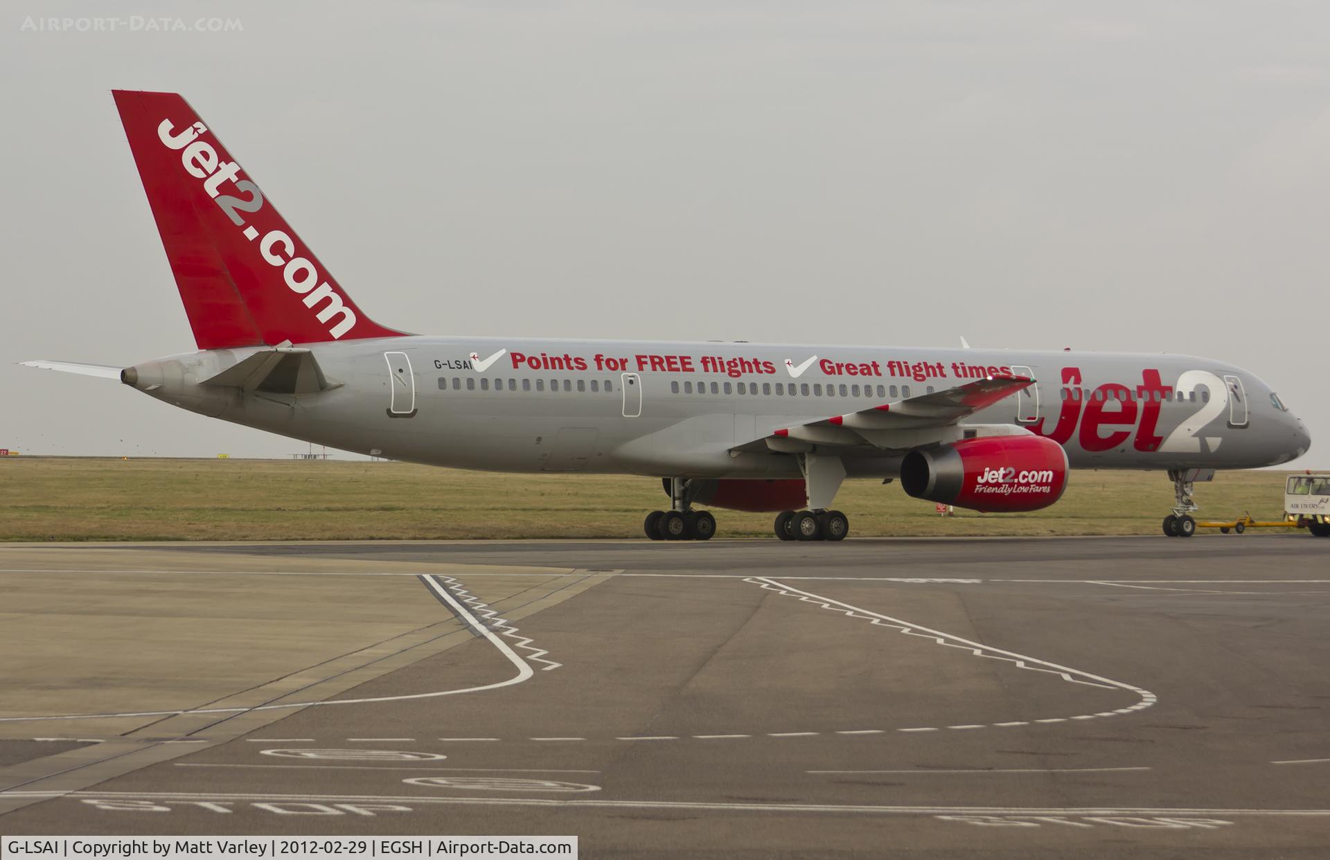 G-LSAI, 1987 Boeing 757-21B C/N 24016, Being towed to the Air Livery hangar for spray.