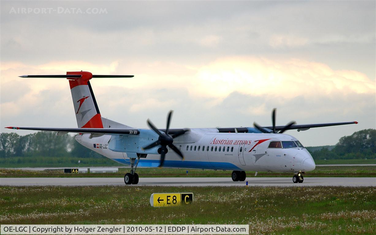 OE-LGC, 2000 De Havilland Canada DHC-8-402Q Dash 8 C/N 4026, On taxi to rwy 26R, expecting a 