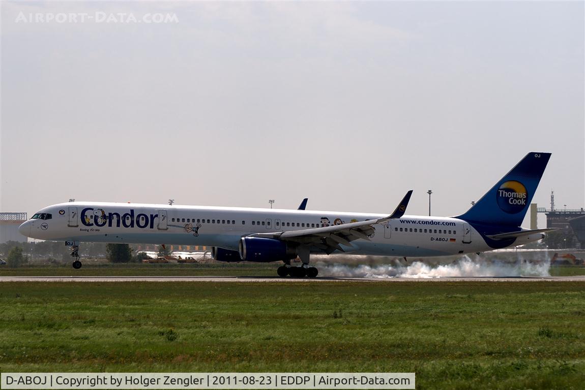 D-ABOJ, 2000 Boeing 757-330 C/N 29019, The moment we all are waiting for.....(at least most of us).