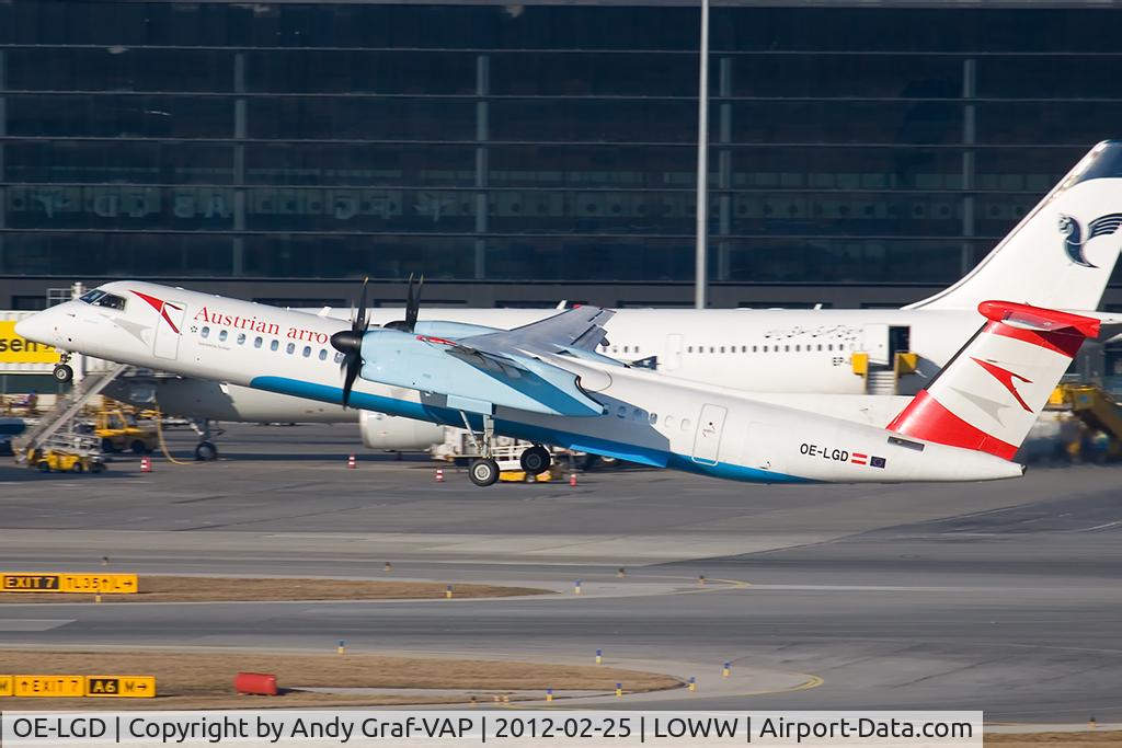 OE-LGD, 2000 De Havilland Canada DHC-8-402Q Dash 8 C/N 4027, Austrian Arrows DHC8-400