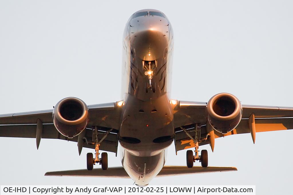 OE-IHD, 2010 Embraer E190 (ERJ-190-100) C/N 19000354, Fly Niki EMB190