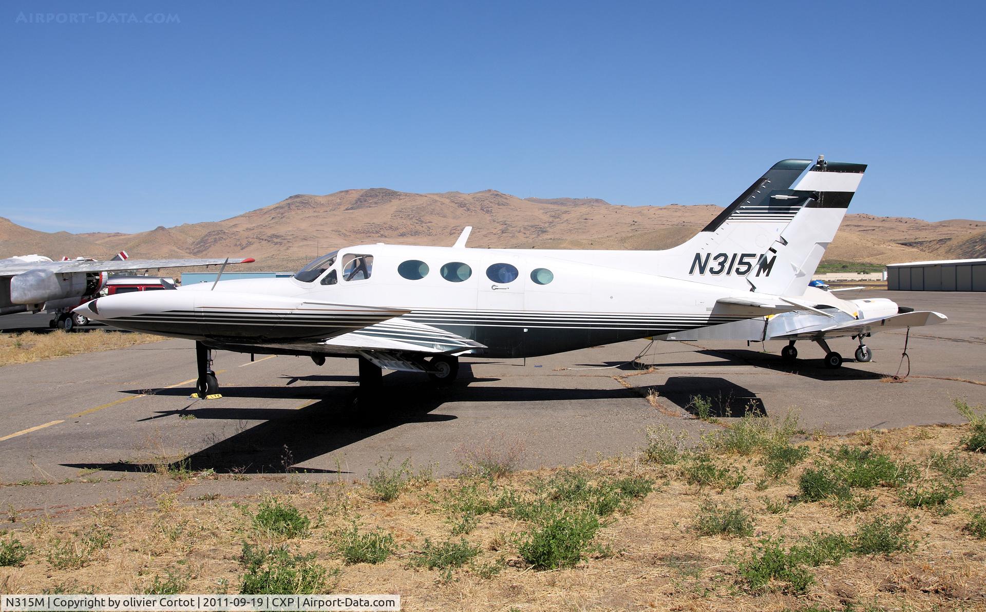N315M, 1971 Cessna 421B Golden Eagle C/N 421B0107, A little tail problem ?