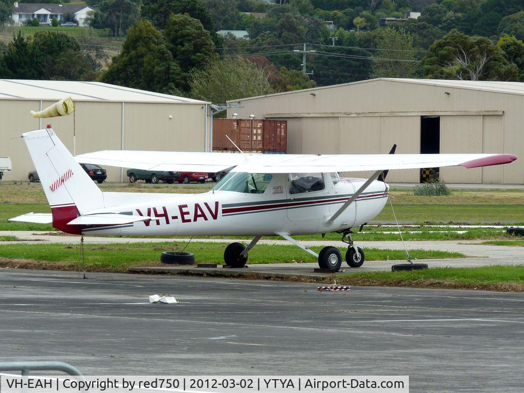 VH-EAH, 1977 Cessna 150M C/N 15078662, Cessna 150M VH-EAH at Tyabb