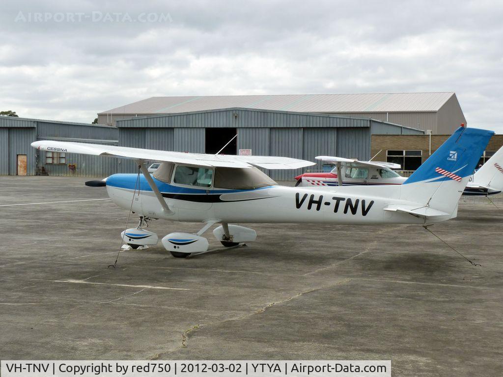 VH-TNV, 1978 Cessna 152 C/N 15281560, Cessna 152 VH-TNV at Tyabb