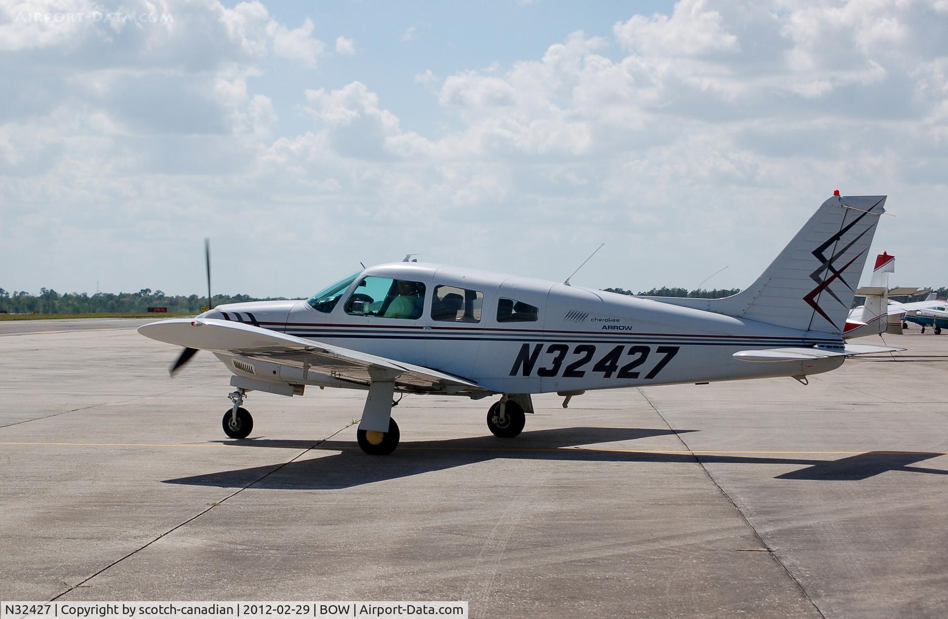 N32427, 1974 Piper PA-28R-200 C/N 28R-7535054, 1974 Piper PA-28R-200 N32427 at Bartow Municipal Airport, Bartow, FL