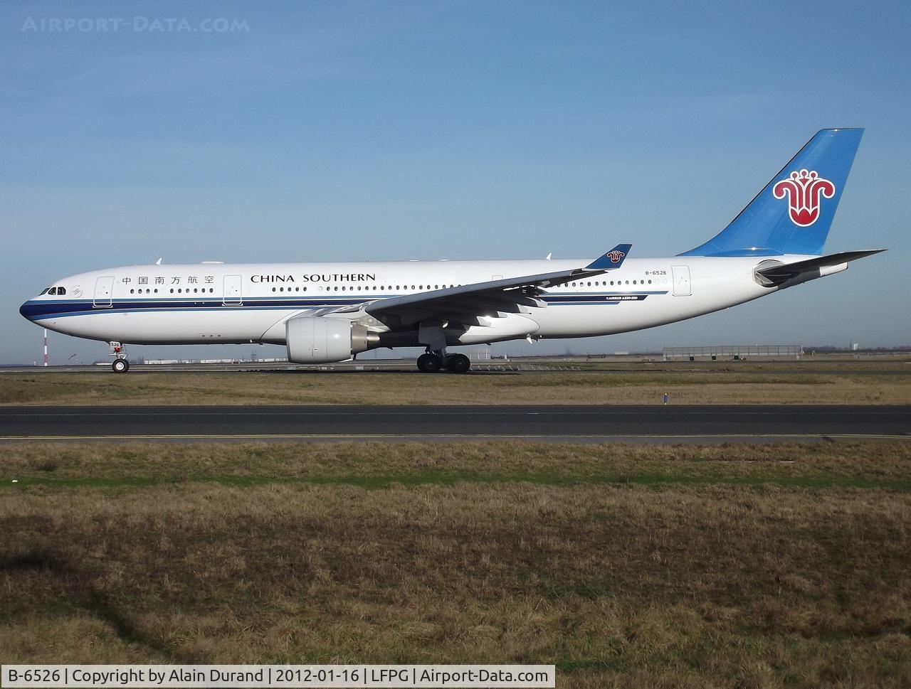 B-6526, 2011 Airbus A330-223 C/N 1220, When fully booked, B-6526 accomodates 4 guests in First, 24 in Business, 48 in Economy Premium and 142 in standard Economy.