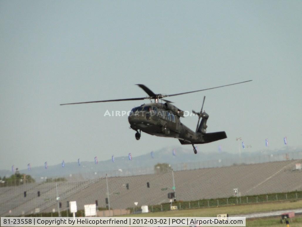 81-23558, 1981 Sikorsky UH-60A Black Hawk C/N 70.279, Flaring to land