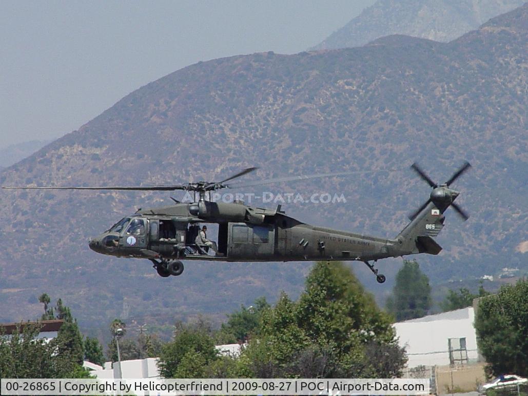 00-26865, 2000 Sikorsky UH-60L Black Hawk C/N Not found 00-26865, On final for 26L