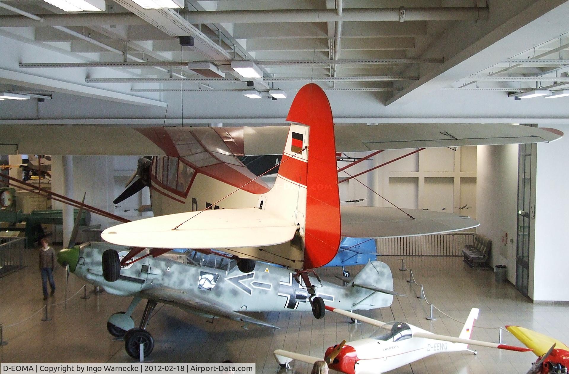 D-EOMA, 1944 Piper L-4J Grasshopper (J3C-65D) C/N 12622, Piper L-4J Cub / Grasshopper at the Deutsches Museum, München (Munich)