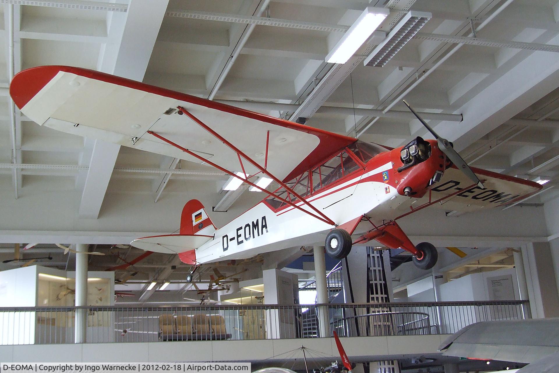 D-EOMA, 1944 Piper L-4J Grasshopper (J3C-65D) C/N 12622, Piper L-4J Cub / Grasshopper at the Deutsches Museum, München (Munich)