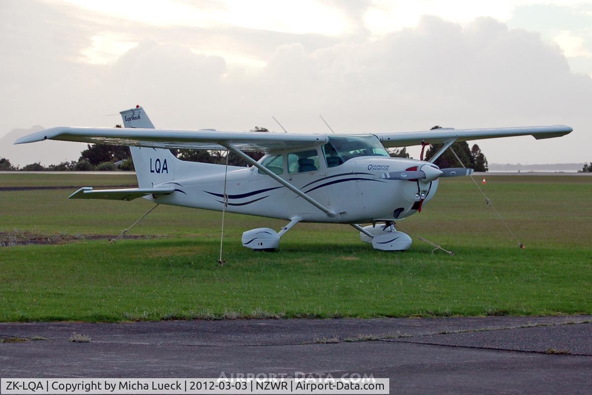 ZK-LQA, Cessna 172M C/N 17262551, At Whangarei