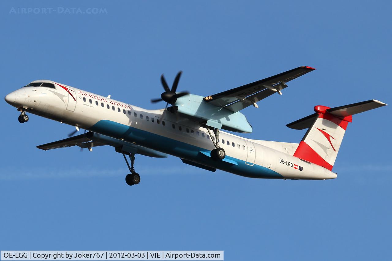 OE-LGG, 2002 De Havilland Canada DHC-8-402Q Dash 8 C/N 4074, Austrian arrows