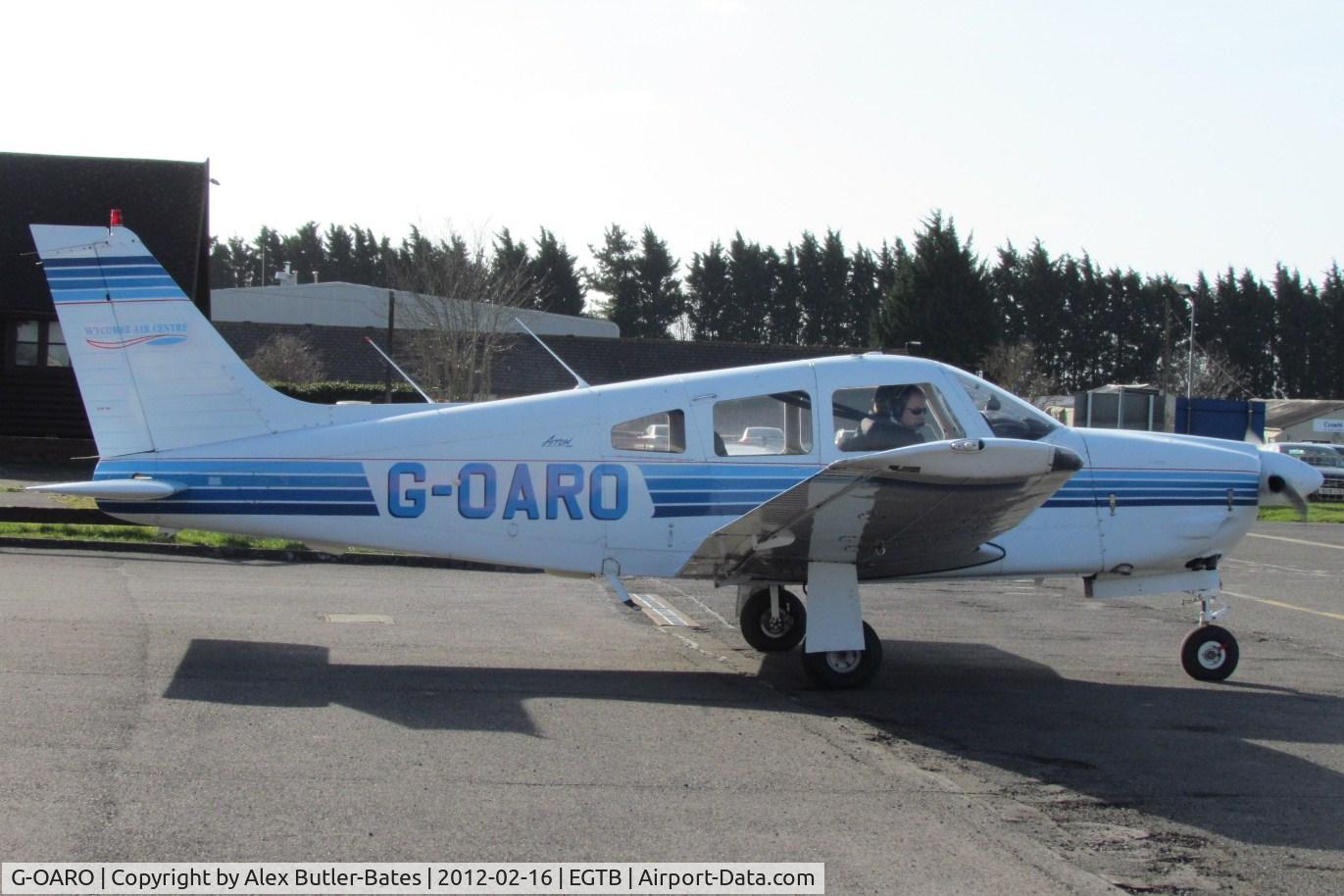 G-OARO, 1988 Piper PA-28R-201 Cherokee Arrow III C/N 2837006, 