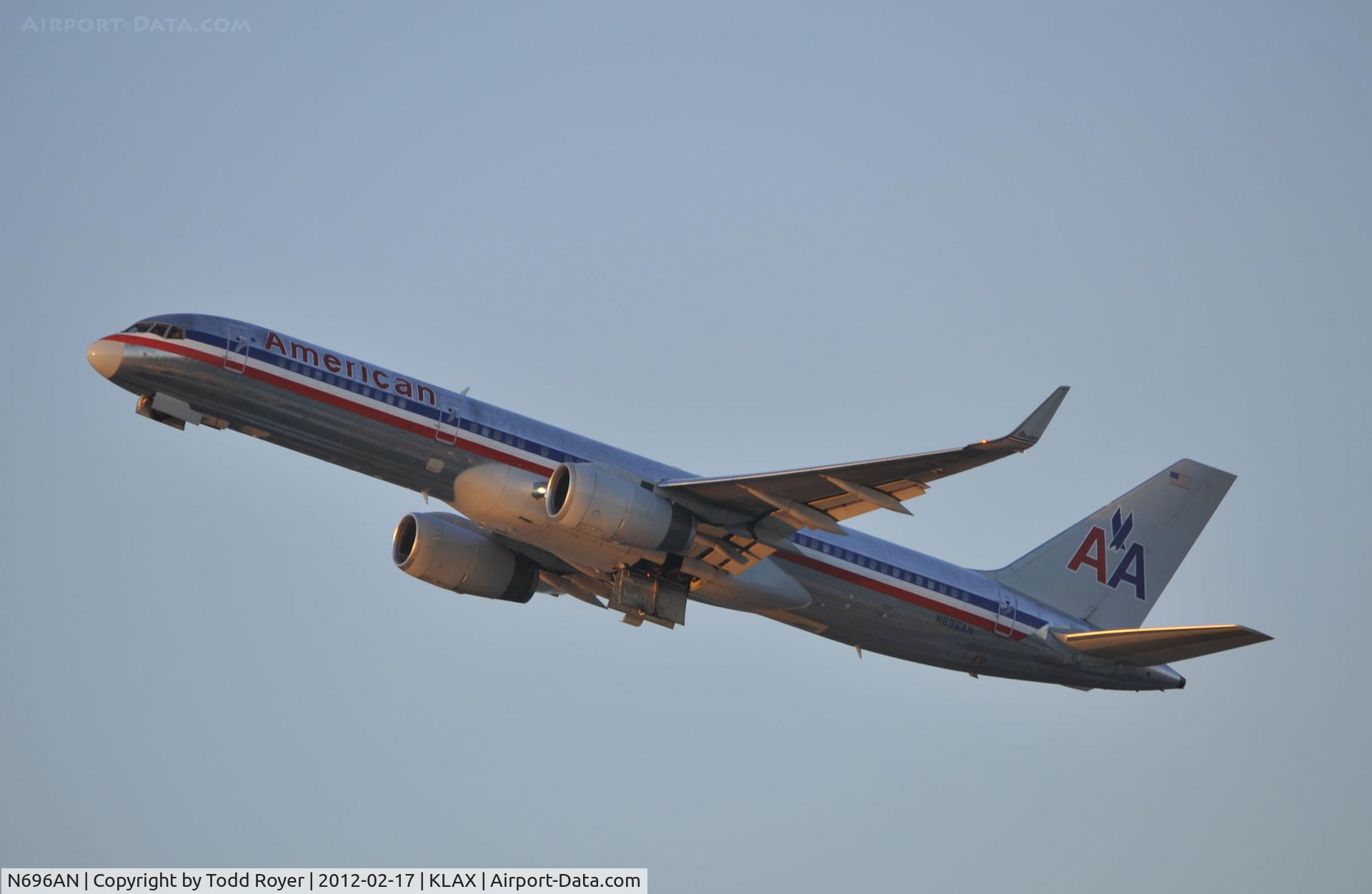 N696AN, 1994 Boeing 757-223 C/N 26976, Departing LAX on 25R