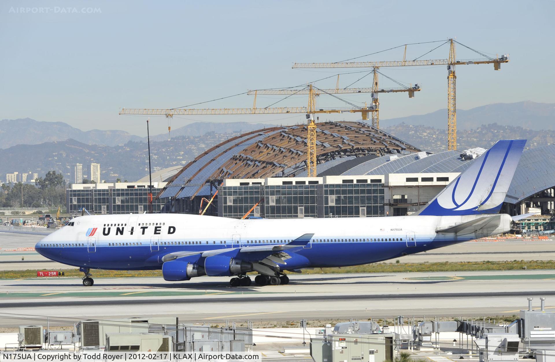 N175UA, 1990 Boeing 747-422 C/N 24382, Arrived at LAX on 25L