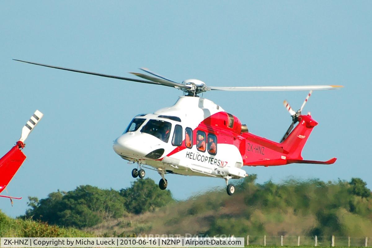ZK-HNZ, Aerospatiale AS-350B-2 Ecureuil, c/n 2463, At New Plymouth