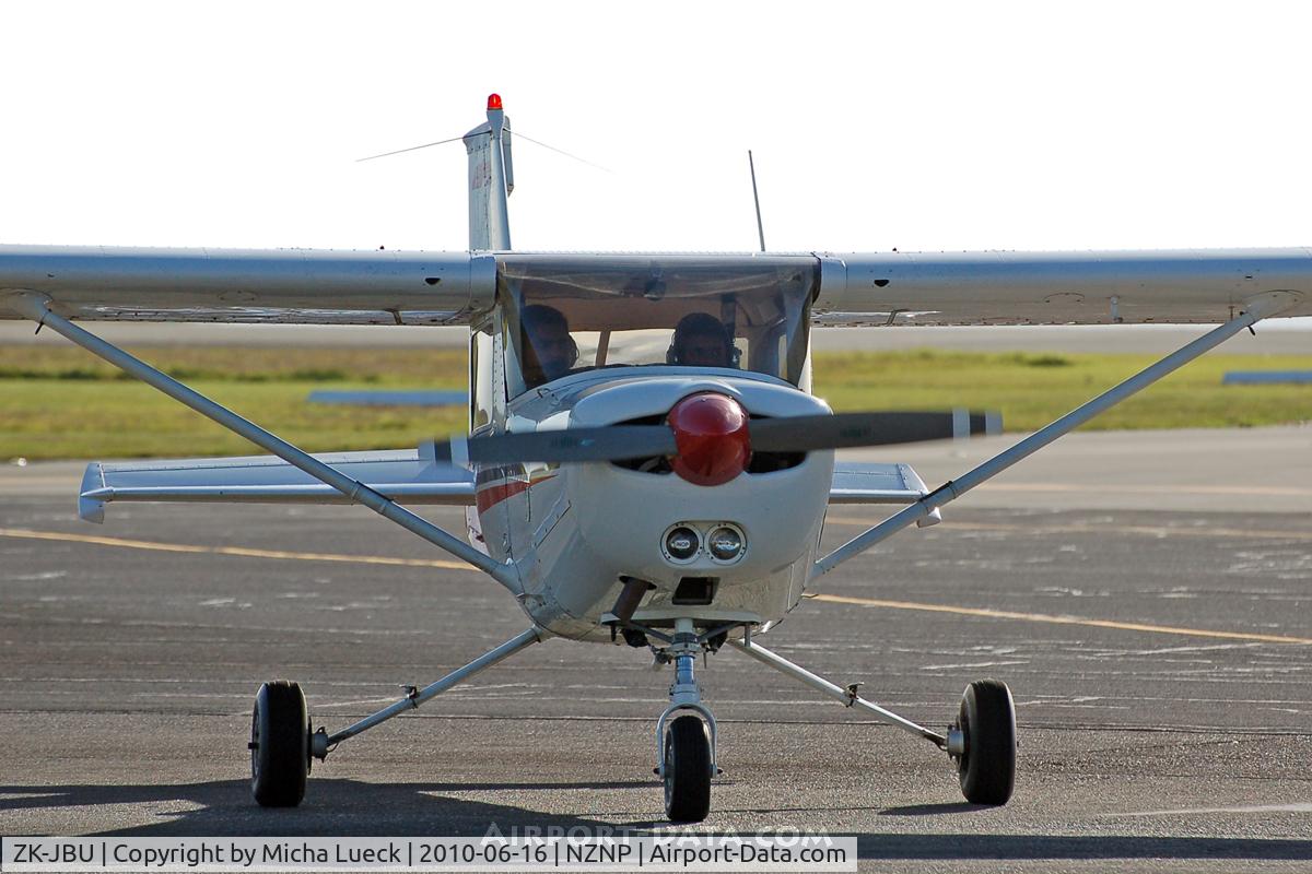 ZK-JBU, Cessna 152 C/N 152-81201, At New Plymouth