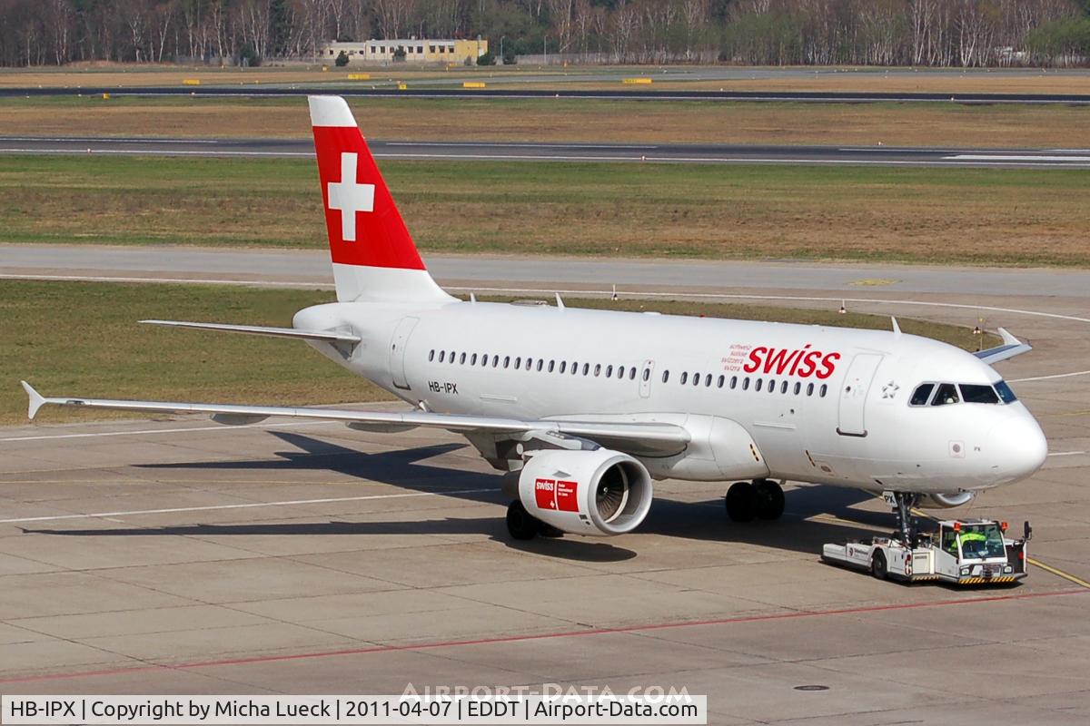 HB-IPX, 1996 Airbus A319-112 C/N 612, At Tegel