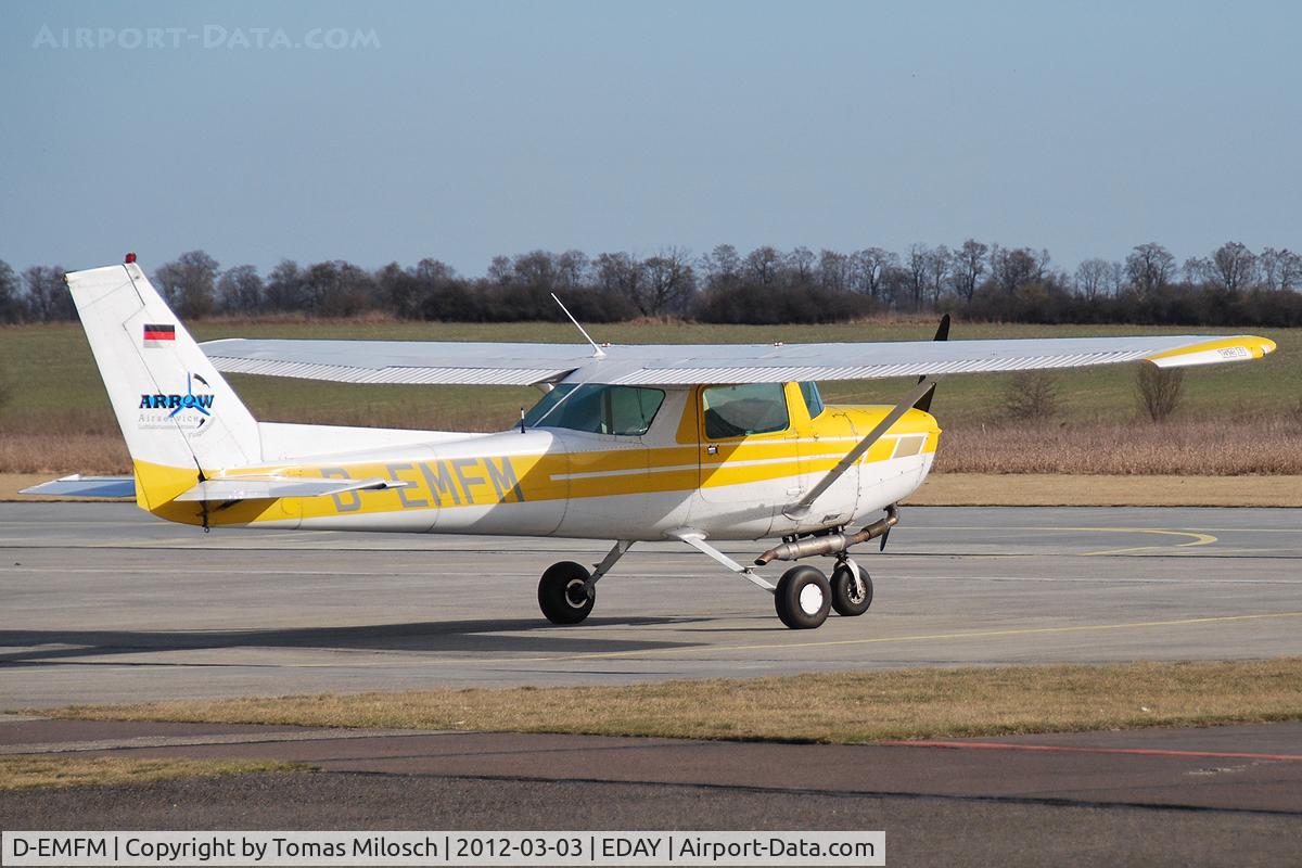 D-EMFM, 1977 Cessna 152 C/N 15279655, Strausberg (EDAY), Germany