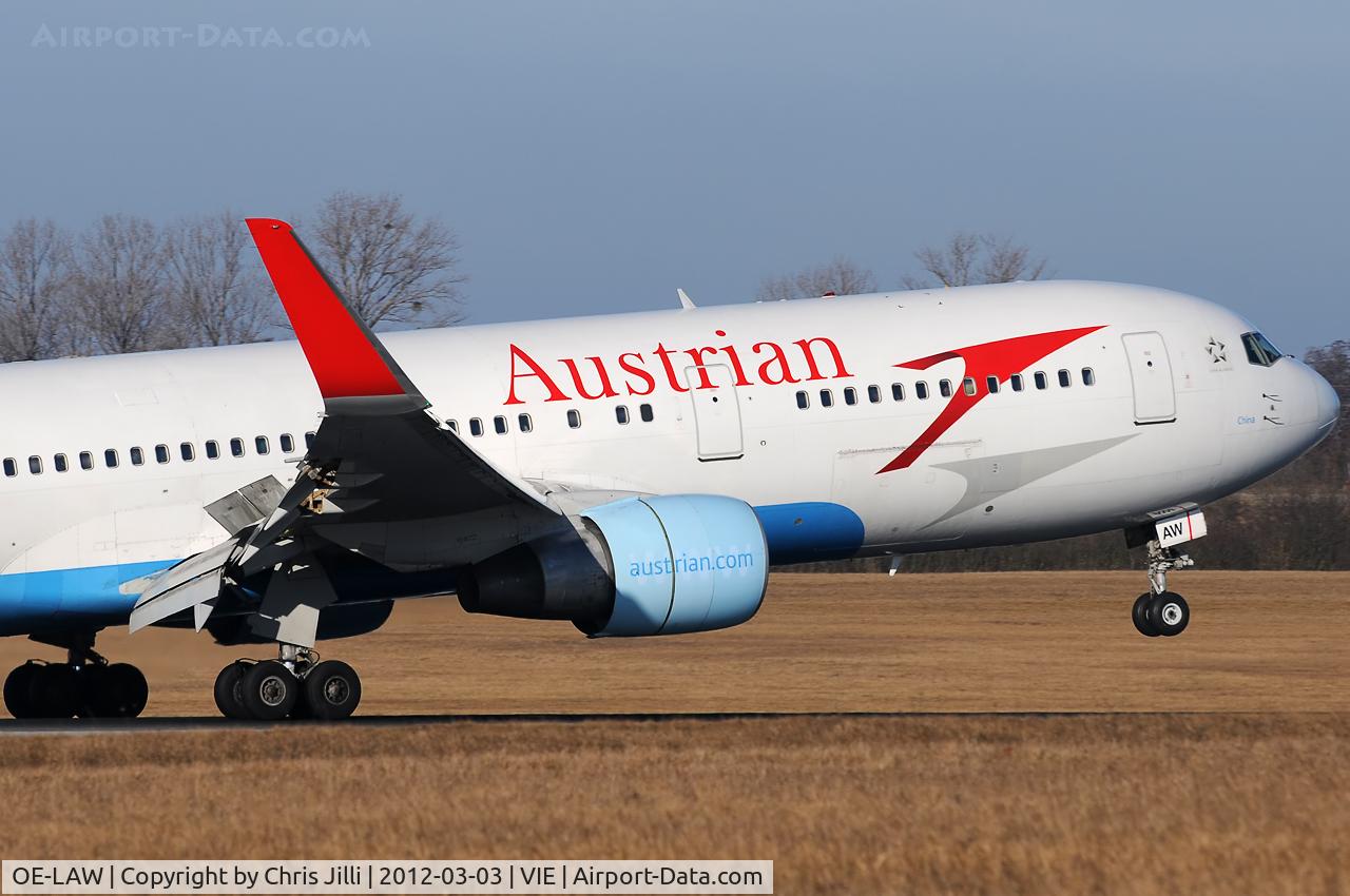 OE-LAW, 1992 Boeing 767-3Z9/ER C/N 26417, Austrian Airlines