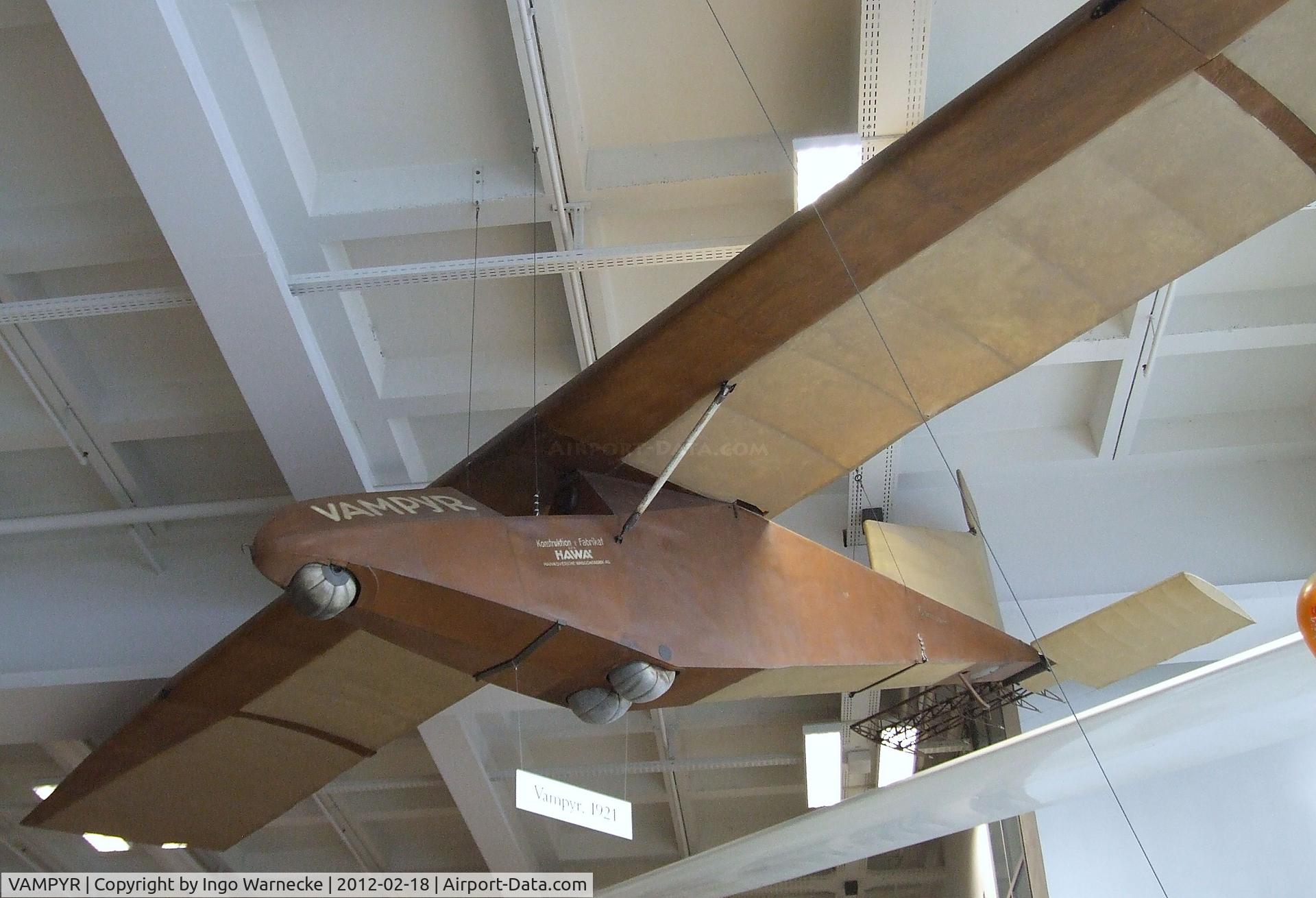 VAMPYR, 1921 Akaflieg Hannover Vampyr C/N unknown_Vampyr, Akaflieg Hannover HAWA H 1 Vampyr at the Deutsches Museum, München (Munich)