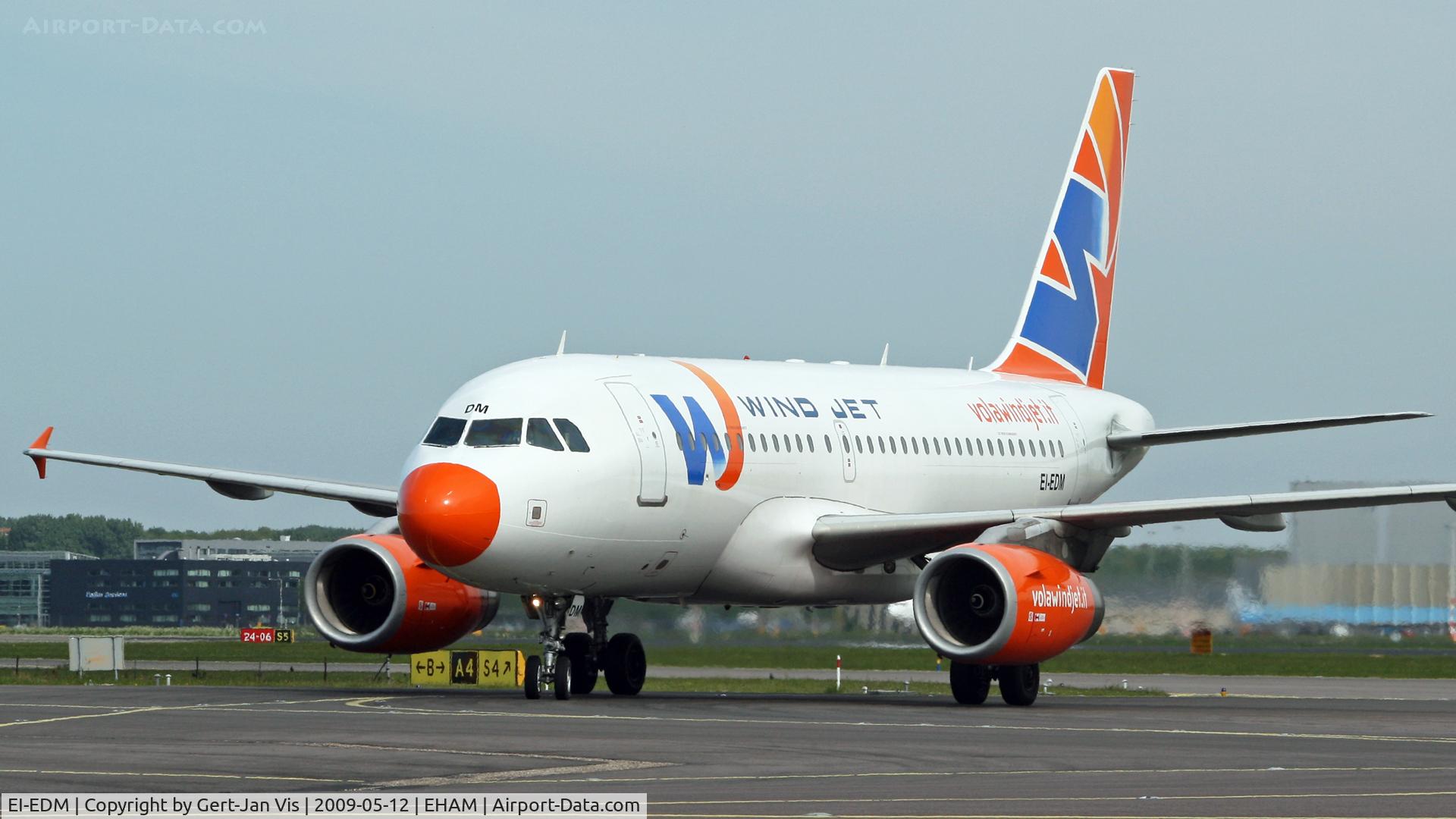 EI-EDM, 2005 Airbus A319-132 C/N 2424, Vacated the runway