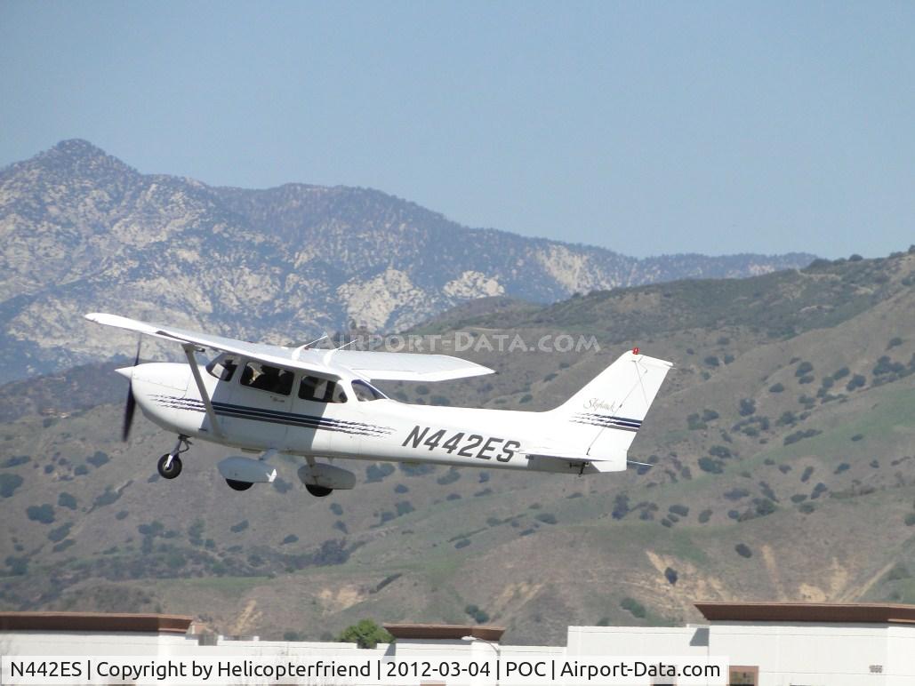 N442ES, 1998 Cessna 172R C/N 17280350, Safely airbourne westbound