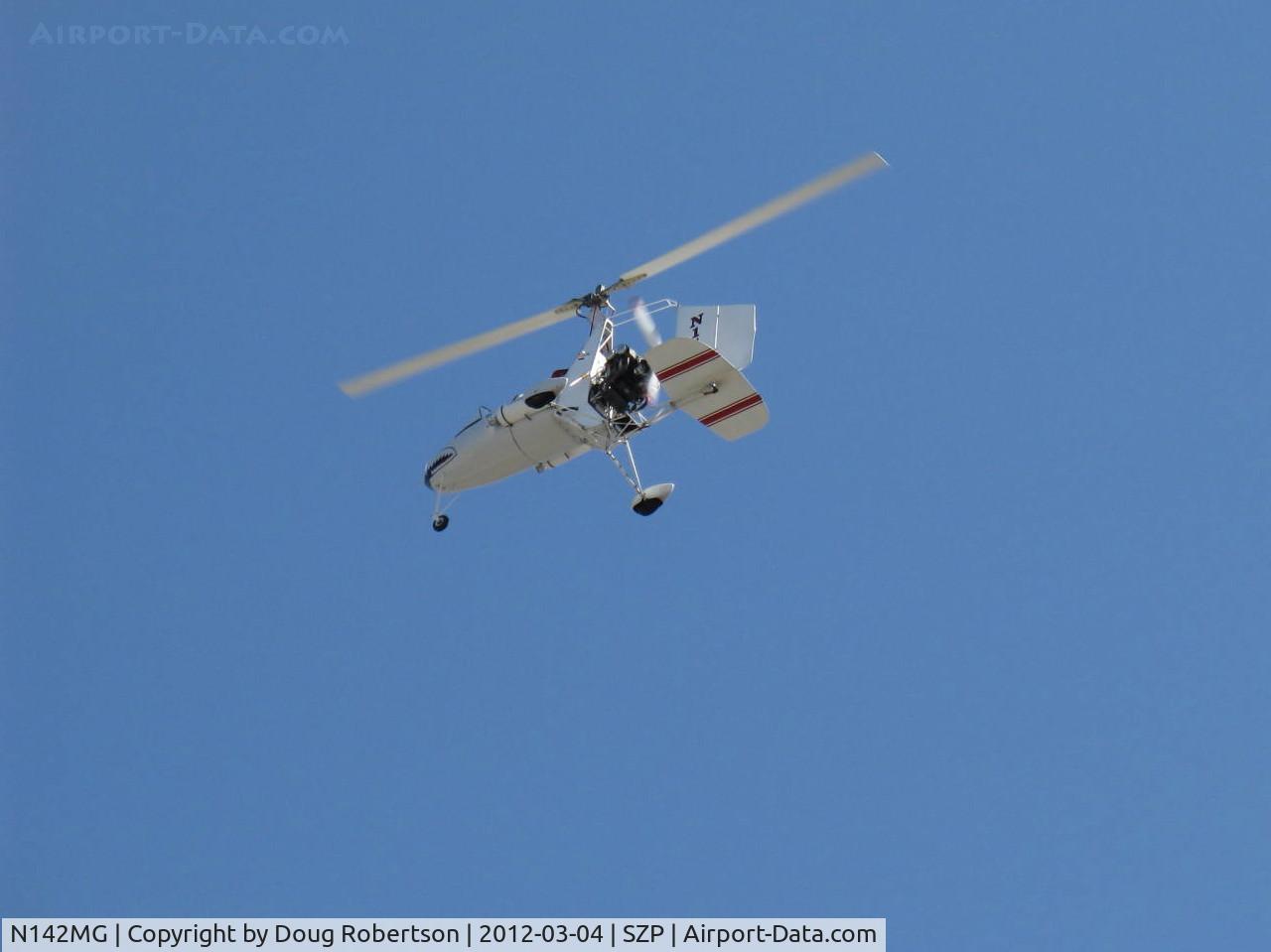 N142MG, 1999 Givans Mark E Predator C/N 1, 1999 Givans PREDATOR powered autogyro, Lycoming IO-320-B1A 160 Hp pusher engine upgrade, takeoff climb Rwy 04