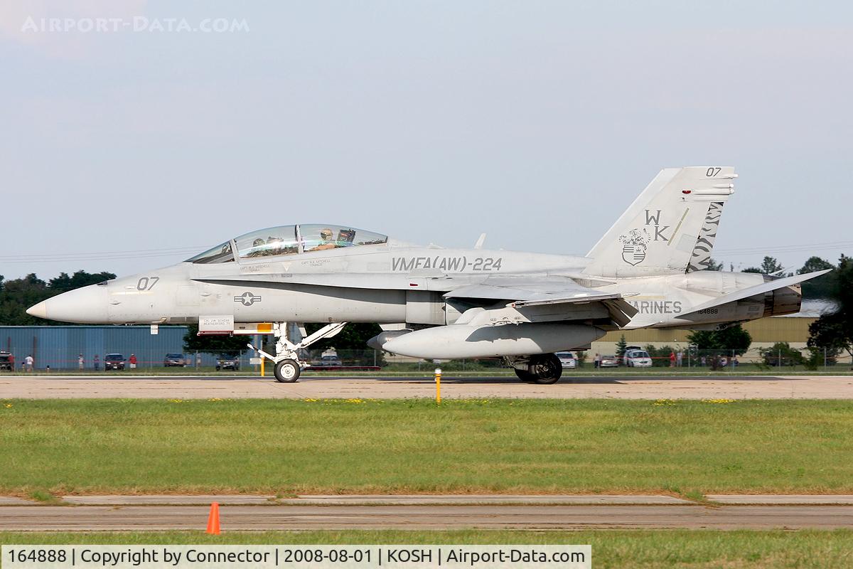 164888, McDonnell Douglas F/A-18D Hornet C/N 1220/D125, Arriving at EAA Airventure 2008.