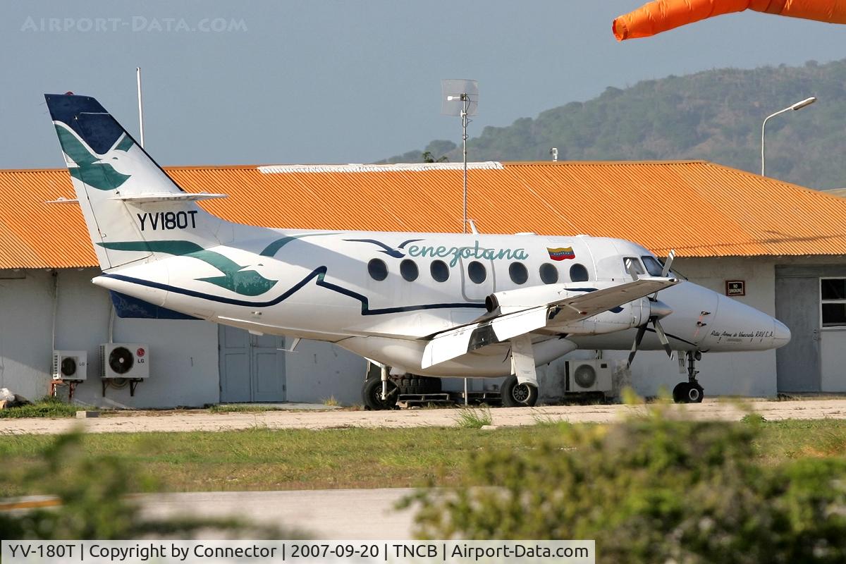 YV-180T, 1987 British Aerospace BAe-3102 Jetstream 31 C/N 770, Waiting in the hot sun of Bonaire.