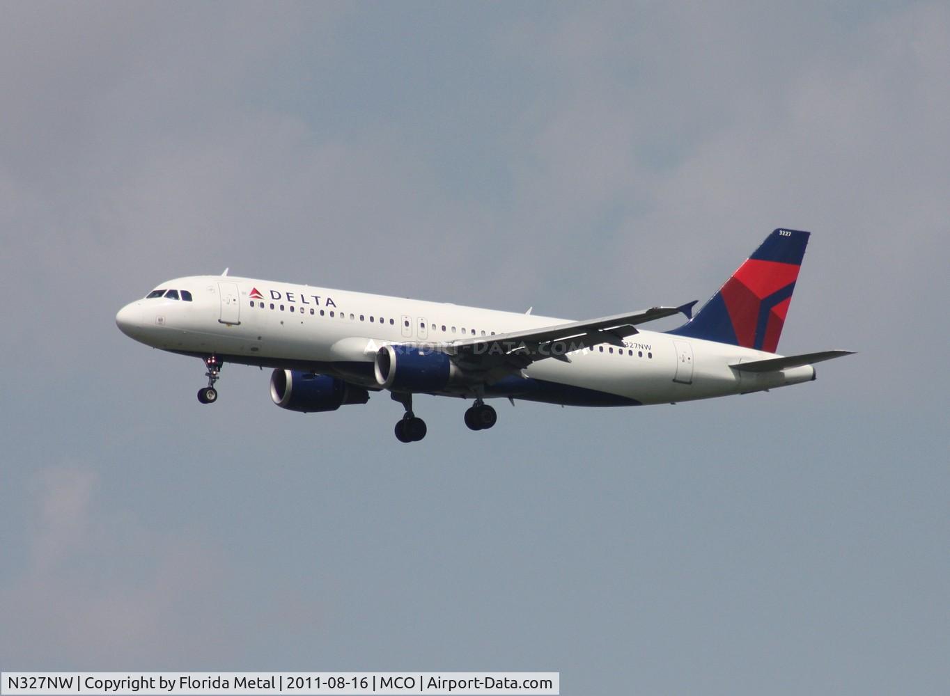 N327NW, 1992 Airbus A320-211 C/N 297, Delta A320