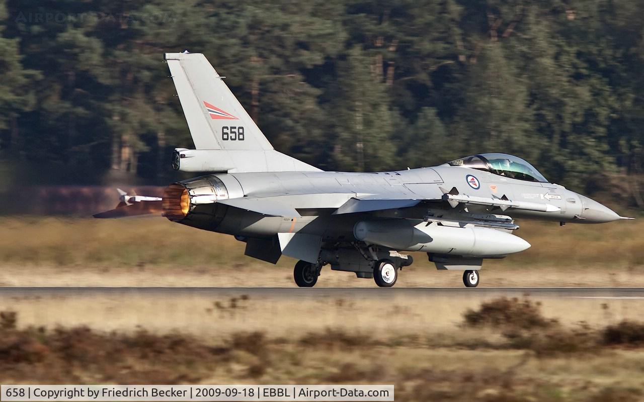 658, General Dynamics F-16AM Fighting Falcon C/N 6K-30, departure from Kleine Brogel