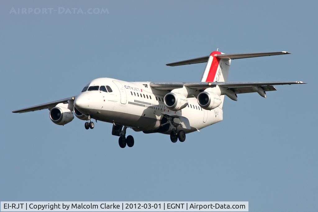 EI-RJT, 2000 British Aerospace Avro 146-RJ85A C/N E2366, British Aerospace AVRO 146-RJ85A on approach to Runway 25 at Newcastle Airport, March 2012.