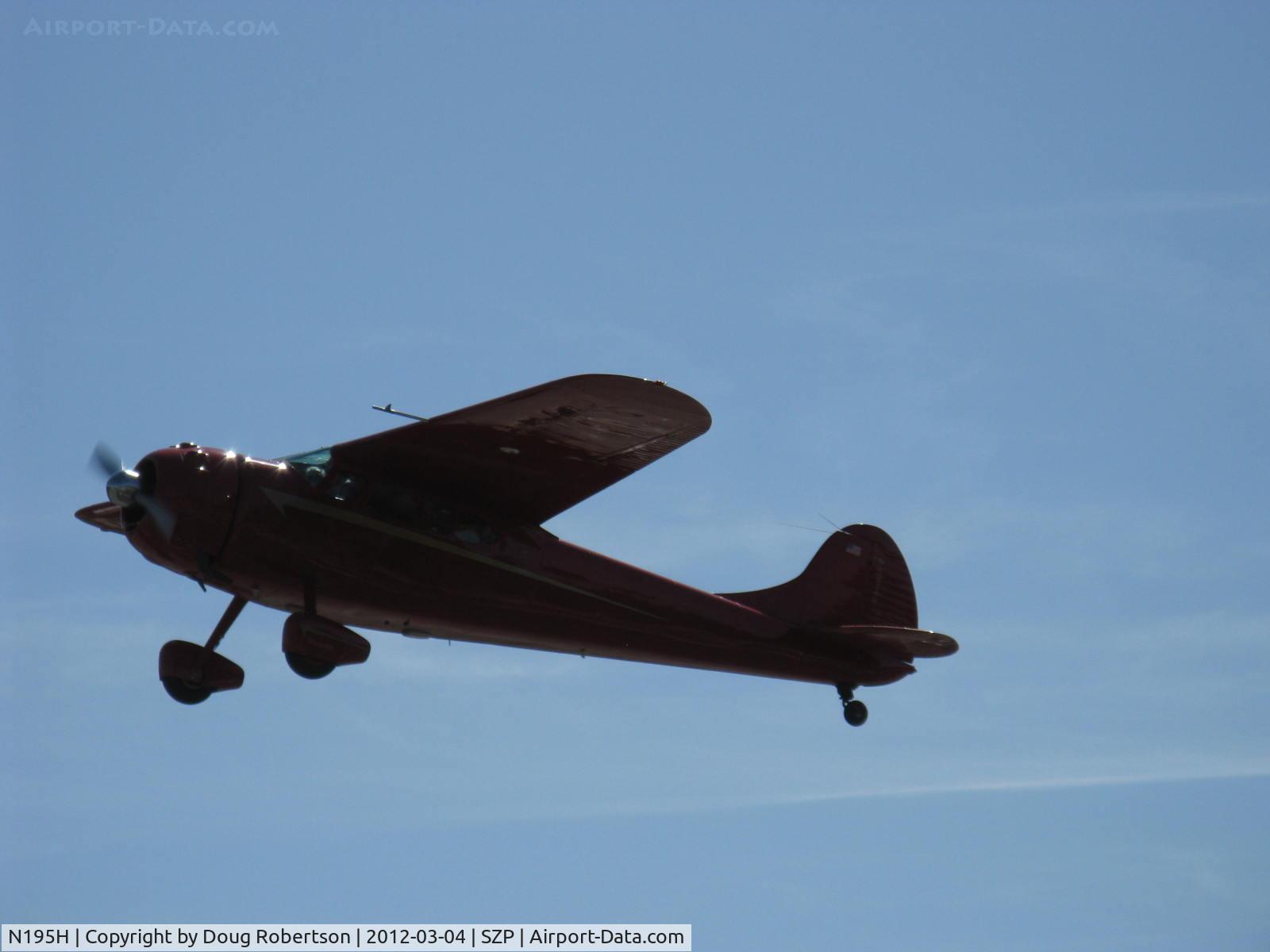 N1000, 1948 Cessna 195 C/N Not found N1000, 1948 Cessna 195 BUSINESSLINER, Jacobs R755-A2 radial 300 Hp, takeoff climb Rwy 04