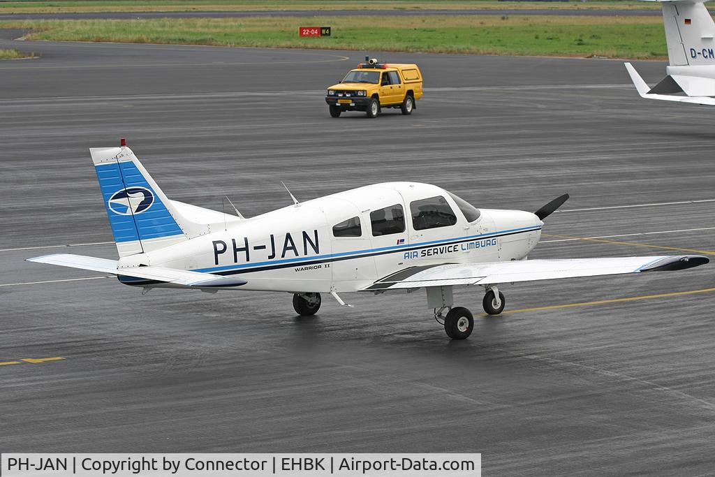 PH-JAN, 1983 Piper PA-28-161 C/N 28-8416049, No description.