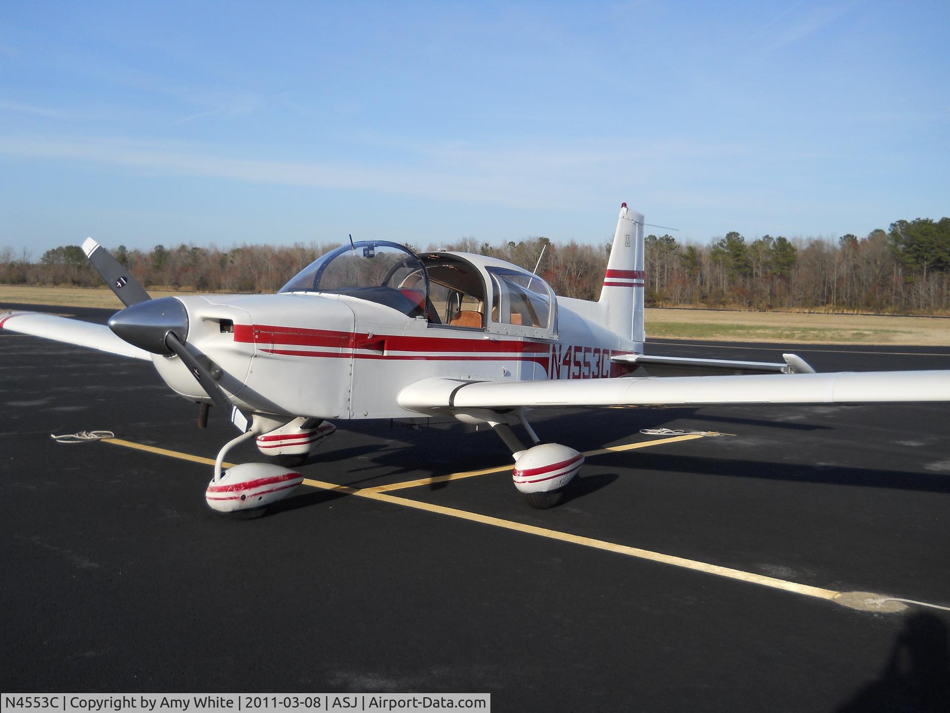 N4553C, Gulfstream American Corp AA-5B C/N AA5B1202, Snapshot before a quick flight in the Tiger.