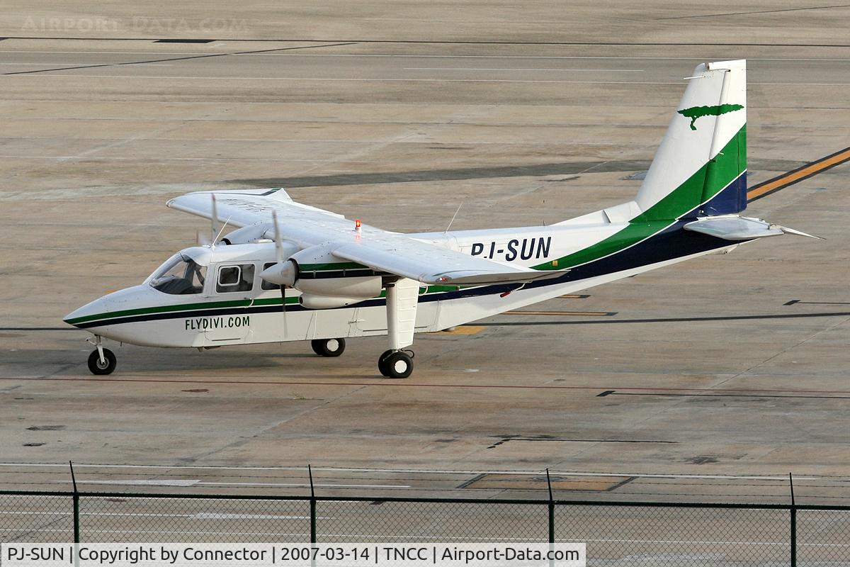PJ-SUN, 1973 Britten-Norman BN-2A-8 Islander C/N 377, Flight 016 from TNCC to TNCB with 9 passengers and 1 pilot, ditched before the coast of Bonaire when the pilot realized he could not reach the airport anymore. All passengers survived, unfortunately the pilot was killed.