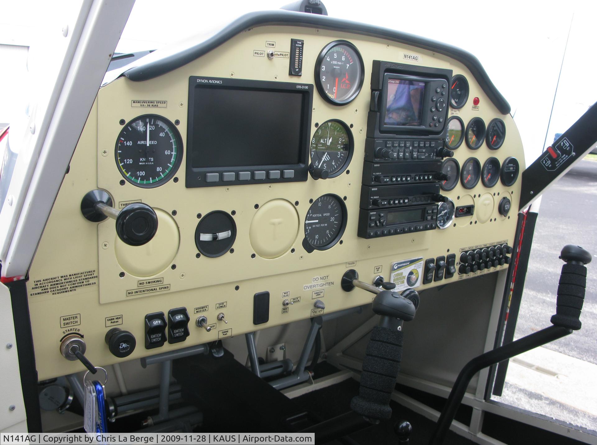 N141AG, 2007 Tecnam P-2004 Bravo C/N 104, Cockpit of N141AG
