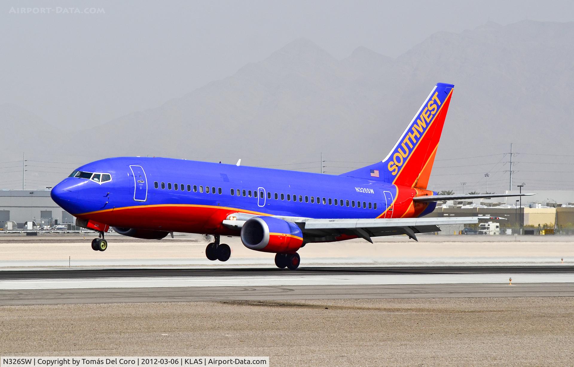 N326SW, 1987 Boeing 737-3H4 C/N 23690, N326SW Southwest Airlines 1987 Boeing 737-3H4 C/N 23690

- Las Vegas - McCarran International (LAS / KLAS)
USA - Nevada, March 6, 2012
Photo: Tomás Del Coro